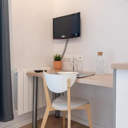 Hypercentre Train Station - Superb Equipped Appartement