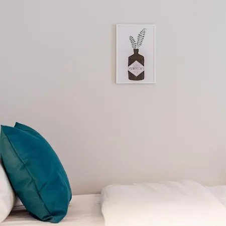 Hypercentre Train Station - Superb Equipped Appartement
