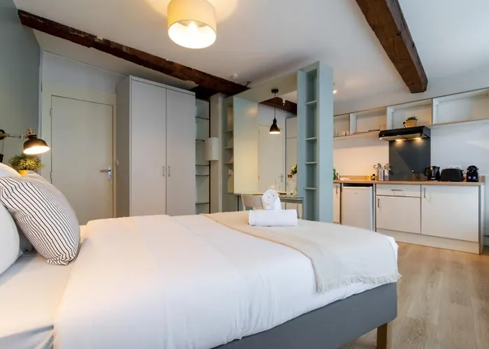 Hypercentre Train Station - Superb Equipped Appartamento *