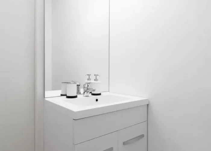 Hypercentre Train Station - Superb Equipped Appartamento